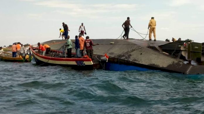 Kongo Demokratik Cumhuriyeti'nde tekne alabora oldu: 33 ölü