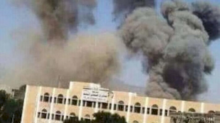 Yemen'deki Suudi Arabistan askerlerinin komuta merkezinde patlama