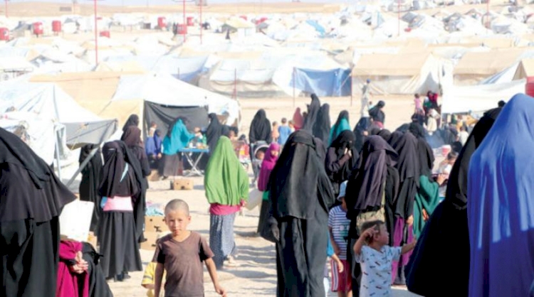 Irak, Suriye'deki Iraklı DEAŞ mensuplarının yakınlarını ülkeye getirme planından vazgeçti