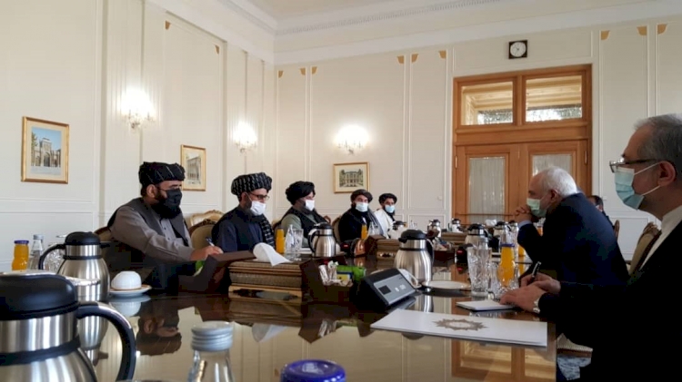 İran Dışişleri Bakanı Zarif ile Taliban heyeti Tahran'da bir araya geldi