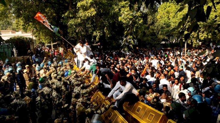 Hindistan'da protestocu çiftçiler gösterilere devam etmekte kararlı