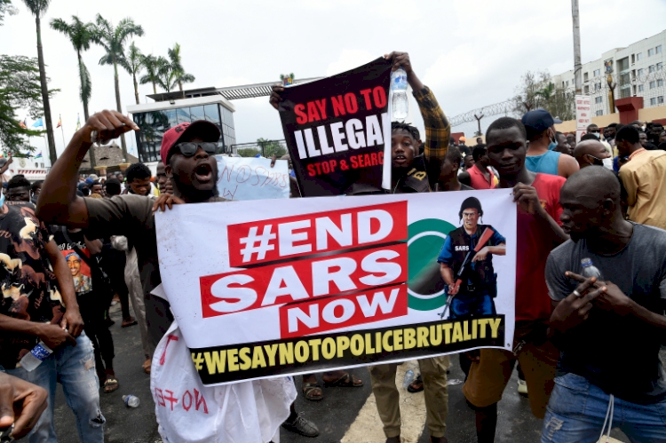 Nijerya'da polis şiddeti protestosu