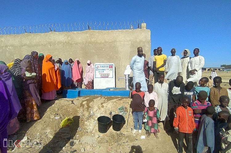 Yetimler Vakfı Nijer'de su kuyuları açtı
