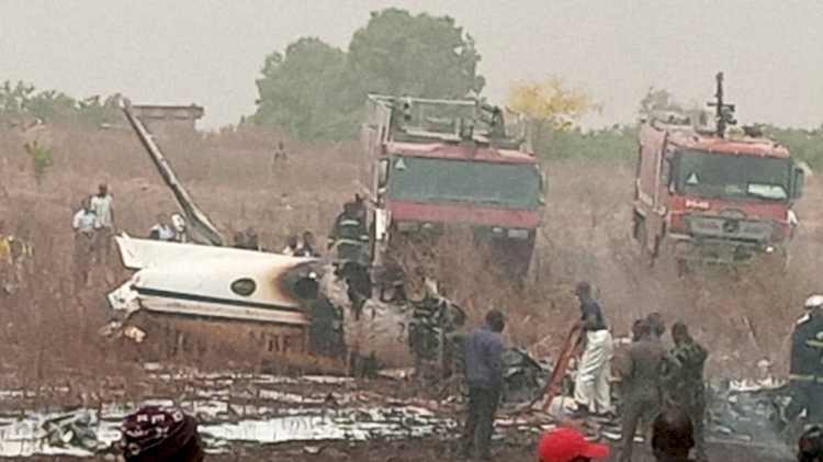 Nijerya'da askeri uçak düştü: 7 ölü