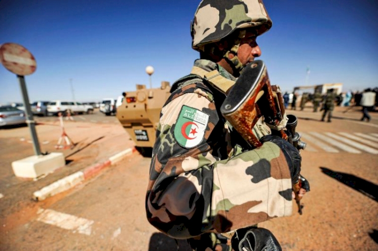 Cezayir, Fransa'nın komutasındaki Sahel bölgesine asker göndermeyecek