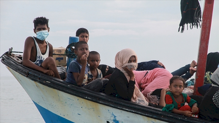 BM'den Andaman Denizi'nde mahsur kalan Arakanlıların kurtarılması için çağrı