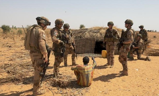 Fransız ordusu Mali'de sivilleri katlediyor