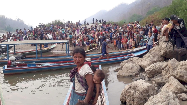 Myanmar ordusundan Karen'e hava saldırıları: 12 bin kişi yerinden oldu