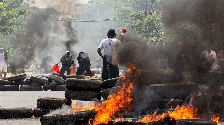 Myanmar'daki protestolarda can kayıplarının sayısı artıyor
