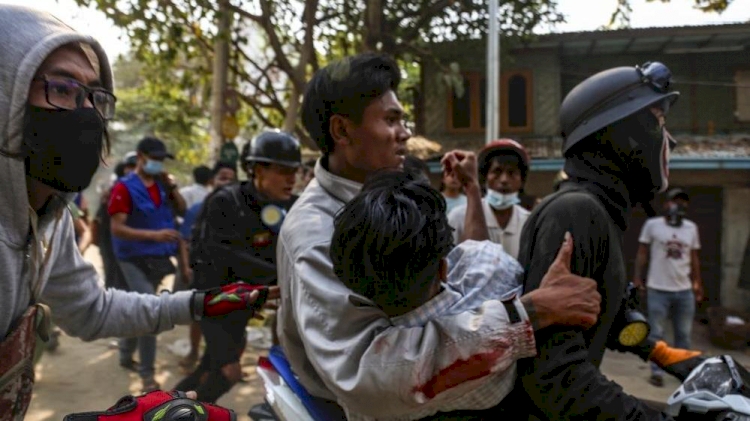 Myanmar'da güvenlik güçlerinin silahlı müdahalesiyle ölen sivillerin sayısı 570'e çıktı
