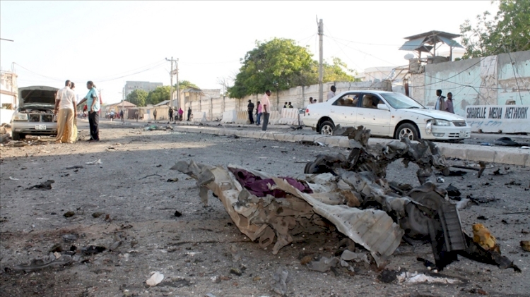 Somali'de askerlere bombalı saldırı: 5 ölü