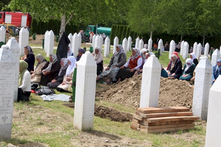 Srebrenitsa İslam Birliği Meclisi'nden Bosnalı şehid anneleri için iftar kampanyası