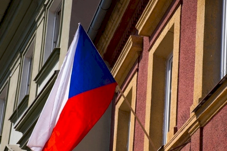 Rusya'dan Çekya'ya misilleme: 20 diplomat sınır dışı edilecek