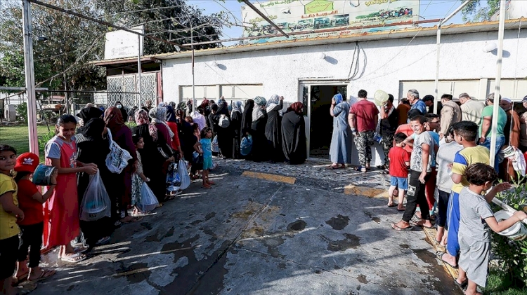 Irak'ta çöplük alandan yoksulların iftar adresine dönüşen aşevi: Çorbahane