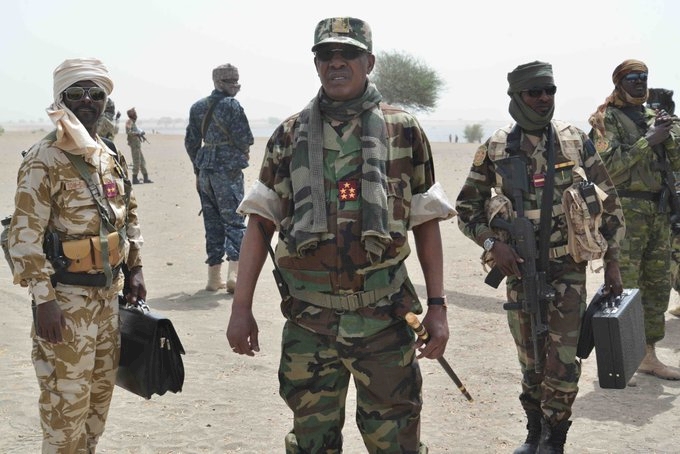 Çad Cumhurbaşkanı Deby cephe hattında yaşanan çatışmada öldü