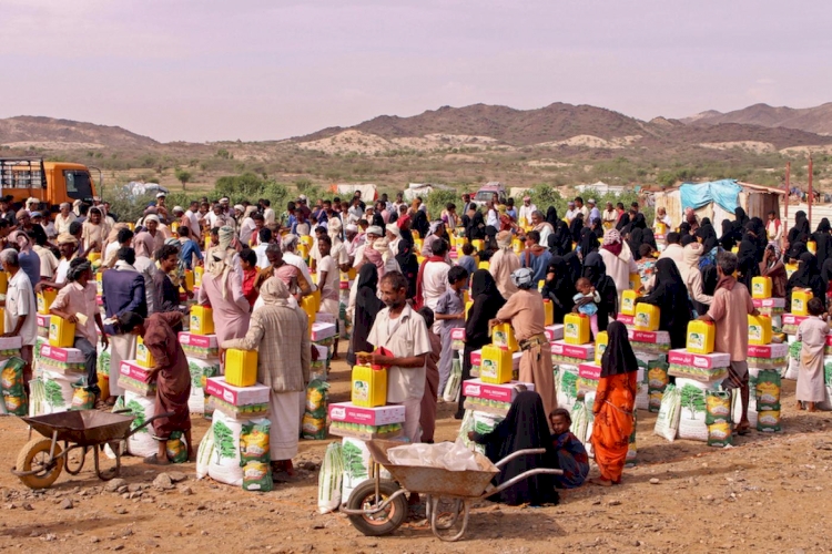 İç savaştan yorgun düşen Yemenliler ramazanda artan insani yardımlar sayesinde rahat nefes alıyor