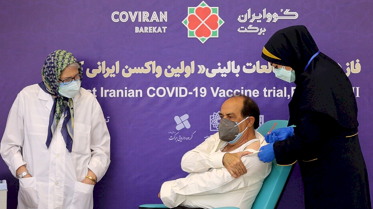 İran'da Kovid-19'a karşı geliştirilen yerli aşı COVIRAN Bereket'in seri üretimine başlandı