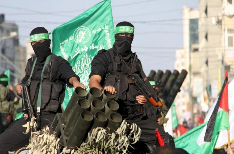 Hamas direnişçilerin ellerinin tetikte olmasını istedi