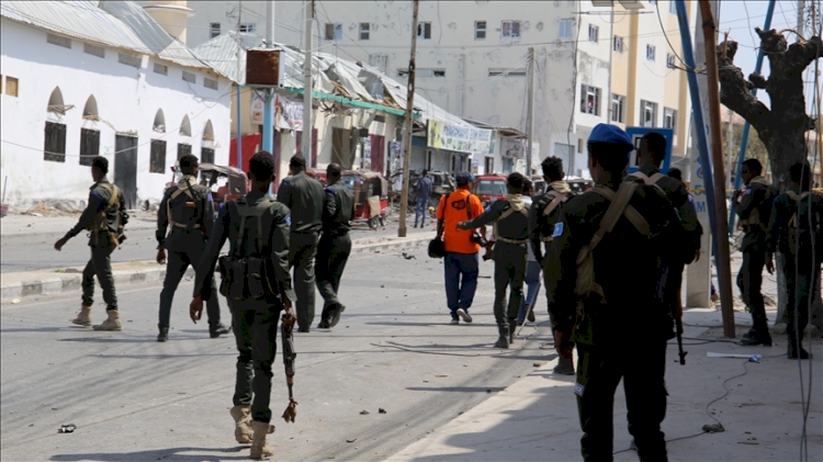 Somali'de iktidar destekçisi ile muhalefet yanlısı askerler çatıştı: 2 ölü