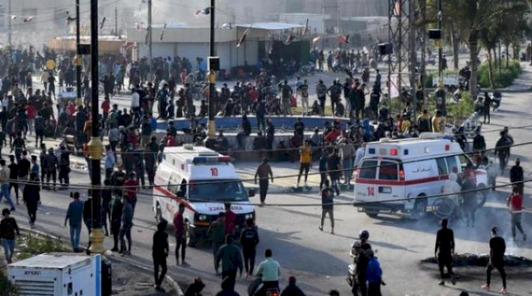 Irak'ta hastane yangını protesto edildi