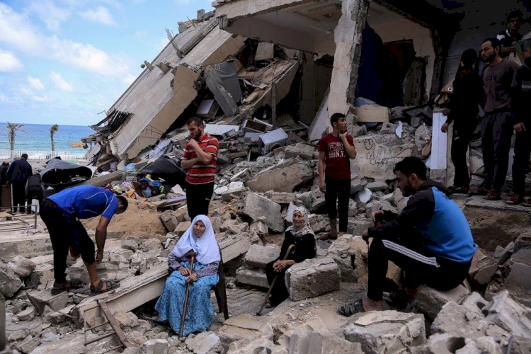 İşgalci İsrail saldırılarının Gazze'ye verdiği maddi zarar 243 milyon dolara ulaştı