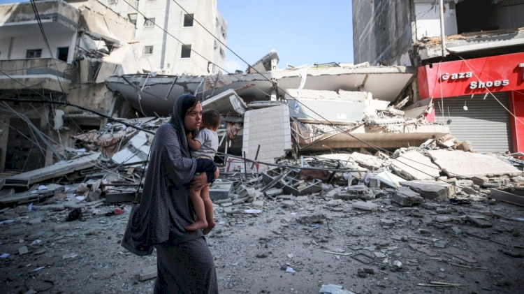 BM: İşgalci İsrail'in Gazze'ye saldırıları sonucu en az 75 bin Filistinli yerinden edildi