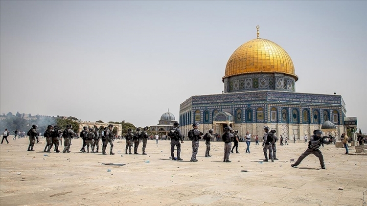 Hamas'tan Mescid-i Aksa'ya yönelik baskınları protesto için Filistinlilere 'öfke cuması' çağrısı