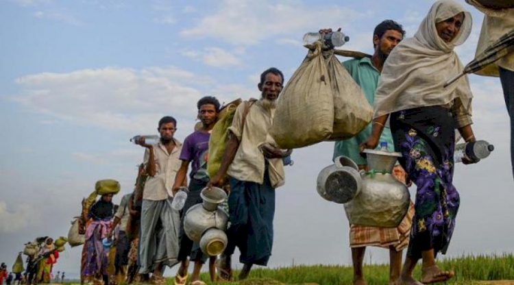 Myanmar'da darbe karşıtı 'sivil hükümet' Arakanlı Müslümanlara vatandaşlık haklarını geri verecek