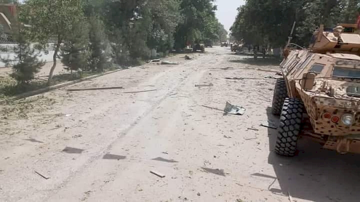 Afganistan'da iki ayrı bombalı saldırı: 25 ölü