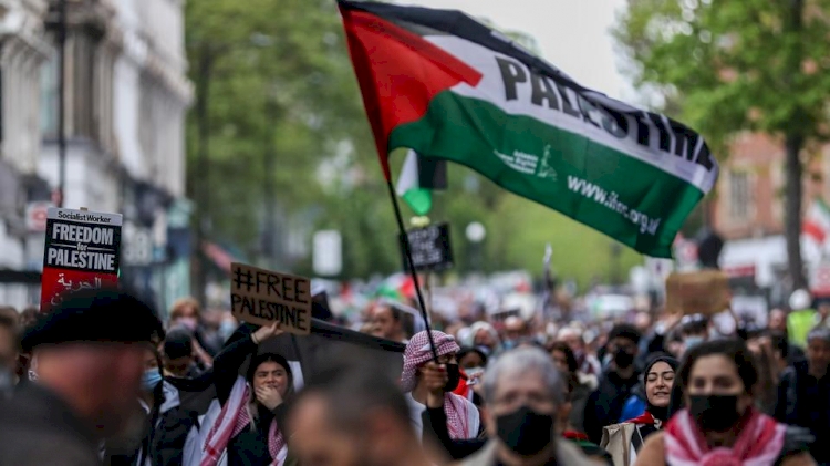 Filistin destekçileri, G7 ülkelerinden İşgalci İsrail'e verdikleri desteği kesmelerini istedi
