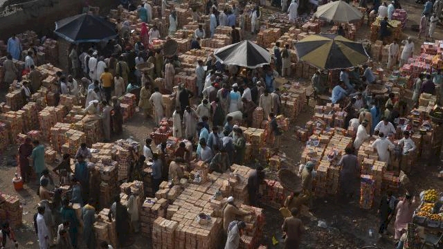 Pakistan iş gücü ihracatında bölgesinde Hindistan ve Bangladeş'i geride bıraktı