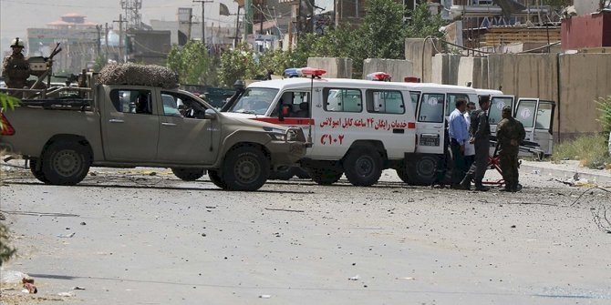 Afganistan'da bombalı saldırı: 5 sivil öldü