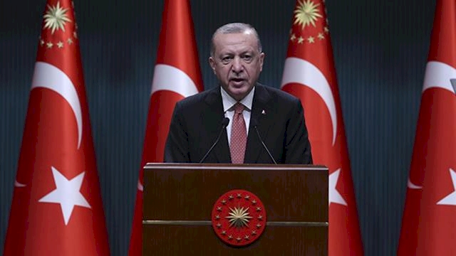 Cumhurbaşkanı Erdoğan: 1 Temmuz'da başlamak üzere sokağa çıkma kısıtlamalarını tümüyle kaldırıyoruz