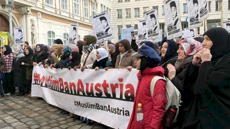 Avusturya eğitim kurumlarında etnik köken ve İslam karşıtlığı üzerine ayrımcılık yaşanıyor