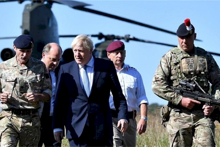 Johnson, ülkesinin Afganistan'daki askeri misyonunun sona erdiğini açıkladı