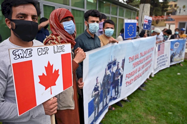 Kanada, Afganistan'daki yerel işbirlikçilerini tahliye ediyor
