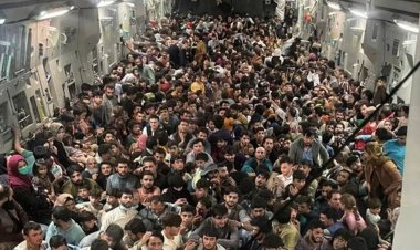 Afganistan'dan Katar'a: C-17'nin en kalabalık uçuşu
