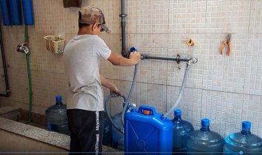 Elektrik ve akaryakıt yokluğu çeken Lübnanlılar şimdi de su krizinden endişe ediyor
