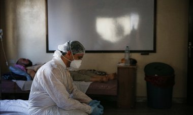 Suriye'de muhaliflerin kontrolündeki bölgelerde Kovid-19 vakaları yükselişe geçti