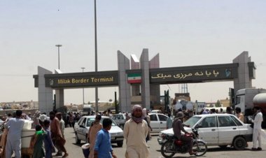 İran, Taliban'ı 'ticari' olarak tanıyan ilk ülke oldu