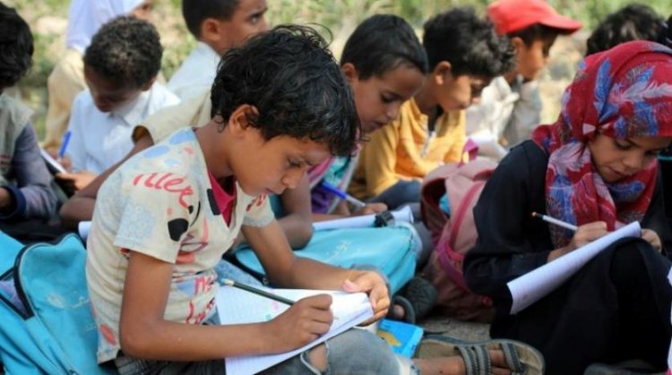 Yemen'de bu yıl yaklaşık 3 milyon çocuk okula gidemeyecek