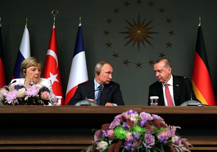 Erdoğan, Putin ve Merkel ile Afganistan'daki gelişmeleri görüştü