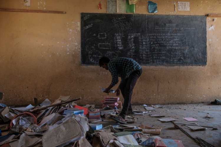 Etiyopya'da güvenlik güçleri ile Tigray Halk Kurtuluş Cehpesi arasındaki çatışmalarda 7 bin okul yıkıldı