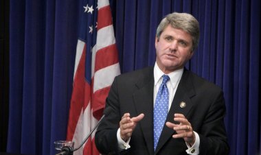 ABD Kongre üyesi McCaul: Taliban Mezar-ı Şerif Havalimanı'nda Amerikan vatandaşlarını esir tutuyor