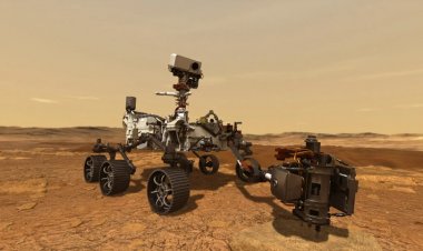 NASA'nın keşif aracı Mars’tan ilk kaya örneğini aldı