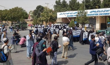Afganistan'da üniversitelerdeki karma eğitim sistemi sona eriyor