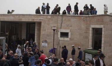 İşgalci İsrail Batı Şeria'da sinagoglar inşa ederek Yahudi yerleşim birimlerine göçü artırmaya çalışıyor