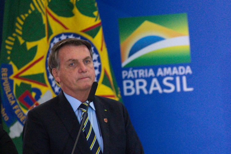 Brezilya'da Devlet Başkanı Bolsonaro, tartışmalı sosyal medya kararnamesini imzaladı