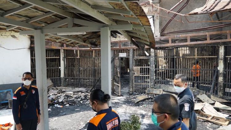 Endonezya’da hapishanede yangın: 41 ölü