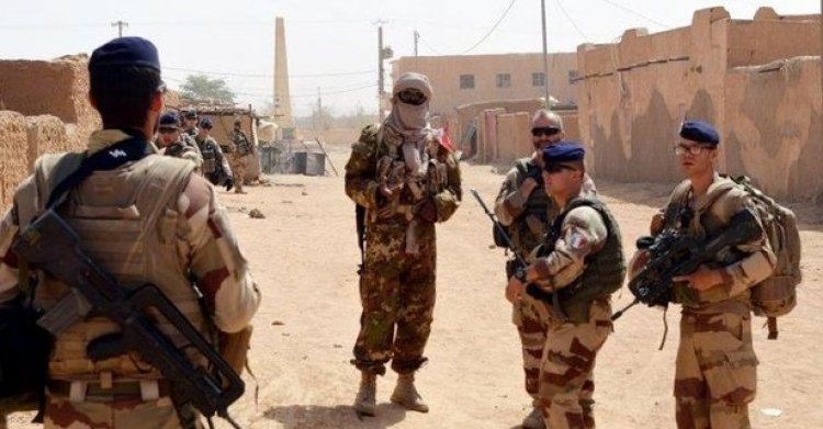 Fransa Savunma Bakanı Parly: Fransa Mali'den gitmiyor